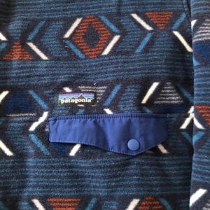 Patagonia men’s Large Synchilla Pullover